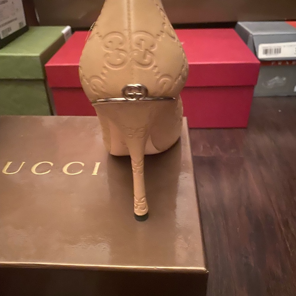 Gucci Beige Women's Heels